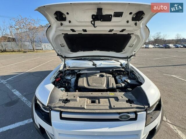 Белый Ленд Ровер Дефендер, объемом двигателя 2 л и пробегом 23 тыс. км за 59999 $, фото 32 на Automoto.ua