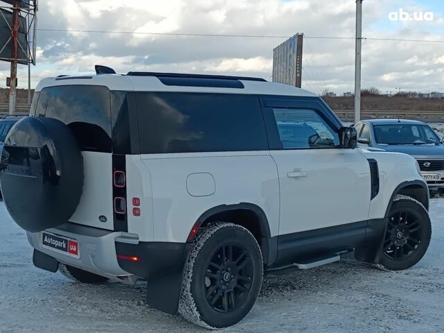 Білий Ленд Ровер Дефендер, об'ємом двигуна 2 л та пробігом 96 тис. км за 58650 $, фото 11 на Automoto.ua