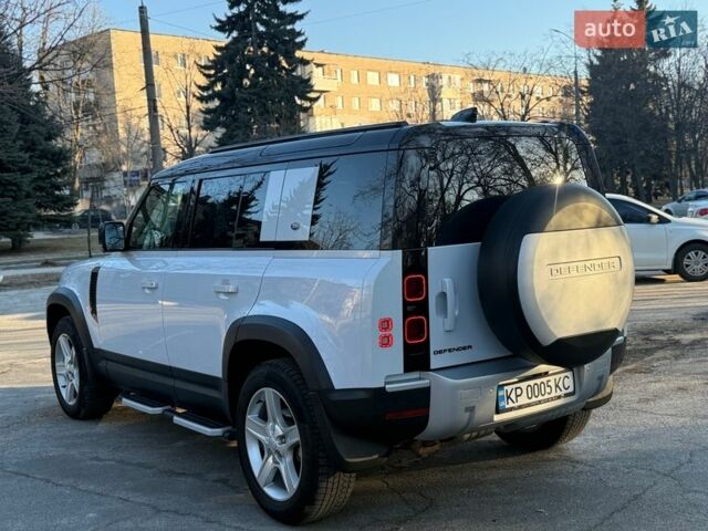 Белый Ленд Ровер Дефендер, объемом двигателя 3 л и пробегом 143 тыс. км за 62000 $, фото 10 на Automoto.ua