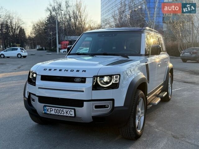Белый Ленд Ровер Дефендер, объемом двигателя 3 л и пробегом 143 тыс. км за 62000 $, фото 1 на Automoto.ua