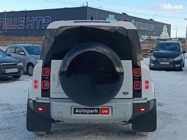 Білий Ленд Ровер Дефендер, об'ємом двигуна 2 л та пробігом 96 тис. км за 58650 $, фото 9 на Automoto.ua