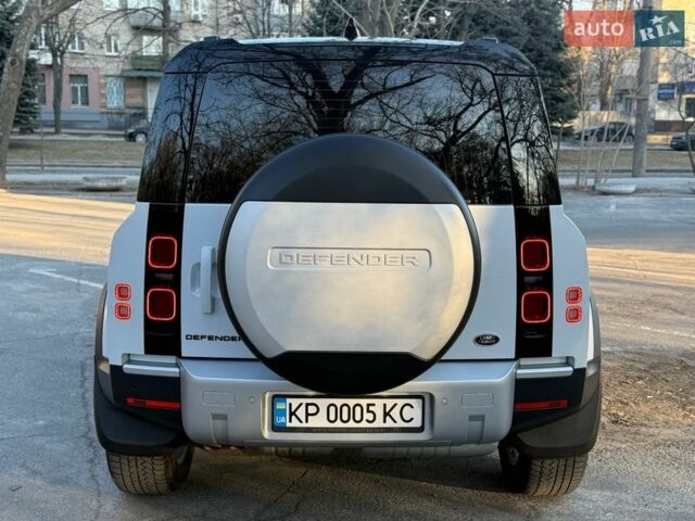 Белый Ленд Ровер Дефендер, объемом двигателя 3 л и пробегом 143 тыс. км за 62000 $, фото 11 на Automoto.ua
