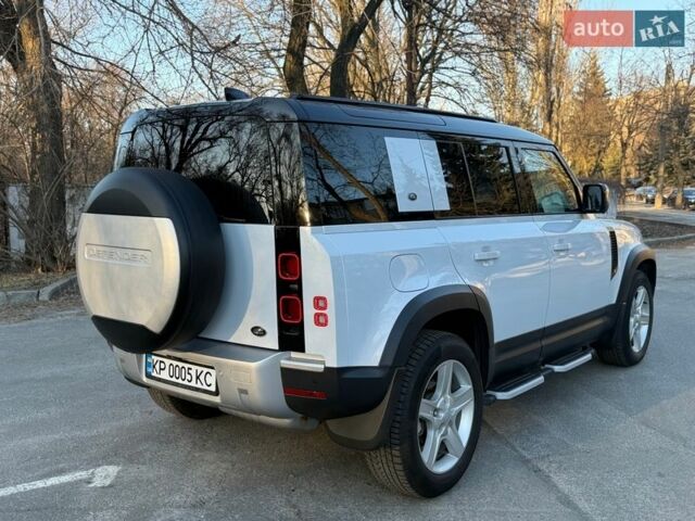 Белый Ленд Ровер Дефендер, объемом двигателя 3 л и пробегом 143 тыс. км за 62000 $, фото 28 на Automoto.ua
