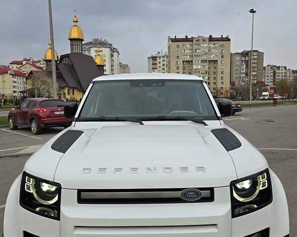 Білий Ленд Ровер Дефендер, об'ємом двигуна 3 л та пробігом 55 тис. км за 77111 $, фото 18 на Automoto.ua