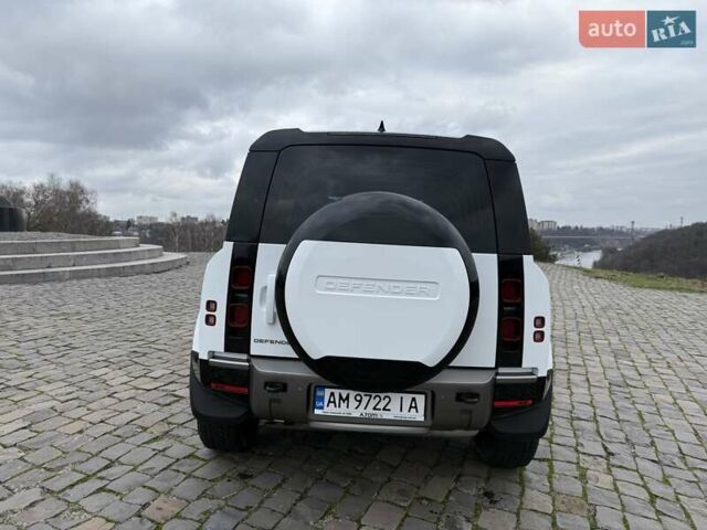 Білий Ленд Ровер Дефендер, об'ємом двигуна 3 л та пробігом 33 тис. км за 89000 $, фото 7 на Automoto.ua