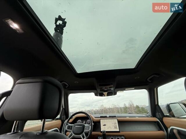 Білий Ленд Ровер Дефендер, об'ємом двигуна 3 л та пробігом 33 тис. км за 89000 $, фото 29 на Automoto.ua
