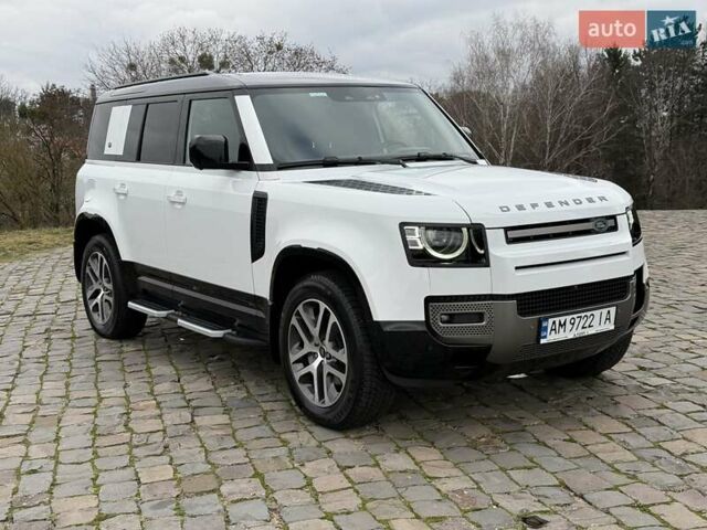 Білий Ленд Ровер Дефендер, об'ємом двигуна 3 л та пробігом 33 тис. км за 89000 $, фото 14 на Automoto.ua
