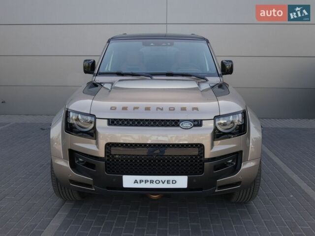 Бежевий Ленд Ровер Дефендер, об'ємом двигуна 4.39 л та пробігом 10 тис. км за 222109 $, фото 1 на Automoto.ua