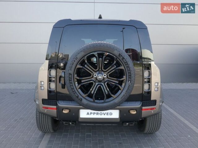 Бежевий Ленд Ровер Дефендер, об'ємом двигуна 4.39 л та пробігом 10 тис. км за 222109 $, фото 4 на Automoto.ua