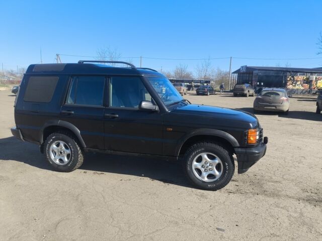 Чорний Ленд Ровер Дефендер, об'ємом двигуна 2.5 л та пробігом 380 тис. км за 3680 $, фото 2 на Automoto.ua