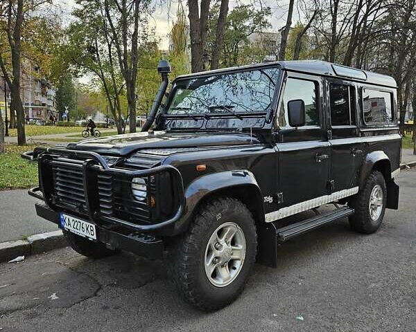 Чорний Ленд Ровер Дефендер, об'ємом двигуна 2.4 л та пробігом 154 тис. км за 24000 $, фото 8 на Automoto.ua