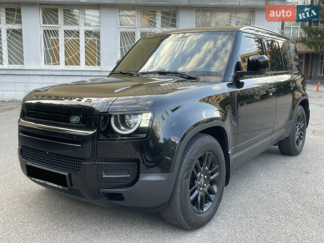 Чорний Ленд Ровер Дефендер, об'ємом двигуна 2 л та пробігом 107 тис. км за 54799 $, фото 14 на Automoto.ua