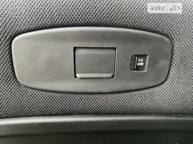 Черный Ленд Ровер Дефендер, объемом двигателя 3 л и пробегом 21 тыс. км за 84000 $, фото 12 на Automoto.ua