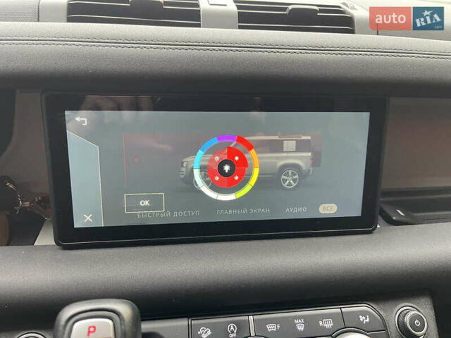 Чорний Ленд Ровер Дефендер, об'ємом двигуна 2 л та пробігом 107 тис. км за 54799 $, фото 42 на Automoto.ua