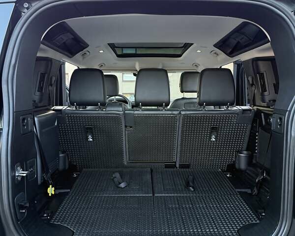 Черный Ленд Ровер Дефендер, объемом двигателя 3 л и пробегом 102 тыс. км за 88500 $, фото 56 на Automoto.ua