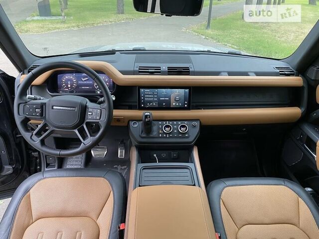 Черный Ленд Ровер Дефендер, объемом двигателя 3 л и пробегом 21 тыс. км за 84000 $, фото 10 на Automoto.ua