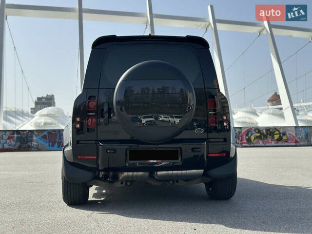 Чорний Ленд Ровер Дефендер, об'ємом двигуна 3 л та пробігом 89 тис. км за 68000 $, фото 10 на Automoto.ua