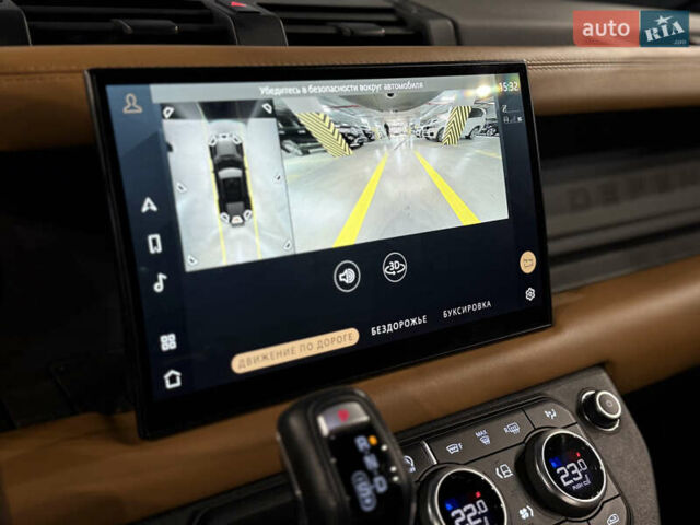 Черный Ленд Ровер Дефендер, объемом двигателя 3 л и пробегом 72 тыс. км за 83500 $, фото 30 на Automoto.ua