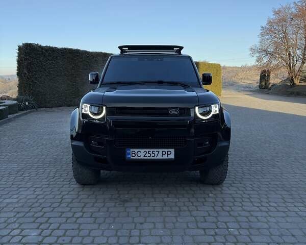 Черный Ленд Ровер Дефендер, объемом двигателя 3 л и пробегом 102 тыс. км за 88500 $, фото 3 на Automoto.ua