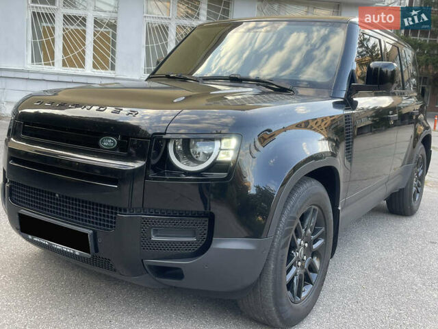 Чорний Ленд Ровер Дефендер, об'ємом двигуна 2 л та пробігом 107 тис. км за 54799 $, фото 17 на Automoto.ua