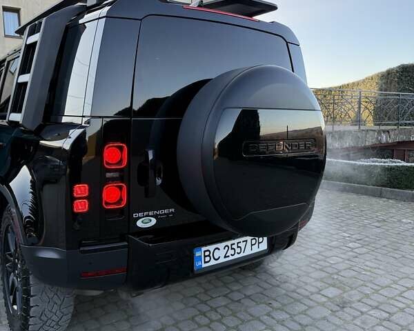 Черный Ленд Ровер Дефендер, объемом двигателя 3 л и пробегом 102 тыс. км за 88500 $, фото 10 на Automoto.ua