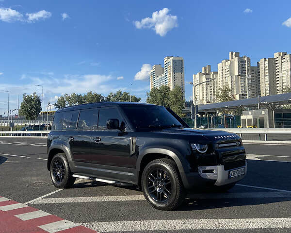 Черный Ленд Ровер Дефендер, объемом двигателя 2 л и пробегом 112 тыс. км за 56000 $, фото 2 на Automoto.ua