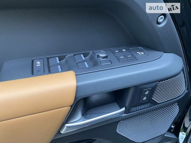 Черный Ленд Ровер Дефендер, объемом двигателя 3 л и пробегом 21 тыс. км за 84000 $, фото 18 на Automoto.ua