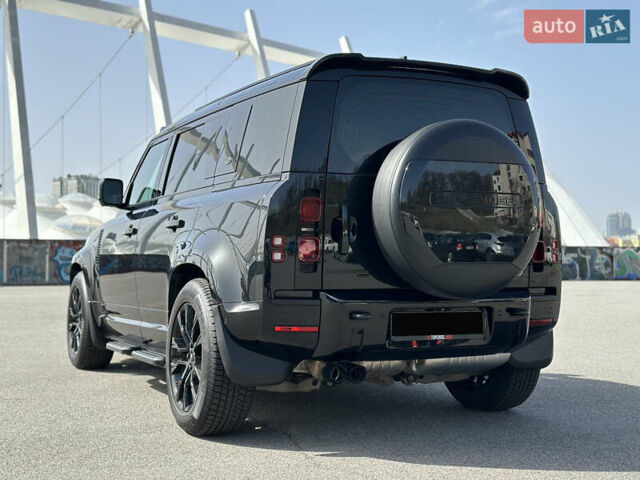 Чорний Ленд Ровер Дефендер, об'ємом двигуна 3 л та пробігом 89 тис. км за 68000 $, фото 11 на Automoto.ua