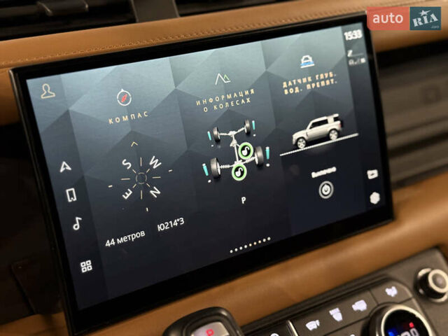 Черный Ленд Ровер Дефендер, объемом двигателя 3 л и пробегом 72 тыс. км за 83500 $, фото 33 на Automoto.ua