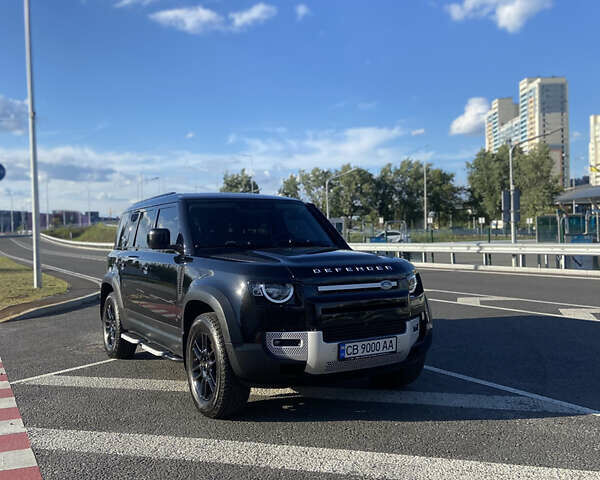 Черный Ленд Ровер Дефендер, объемом двигателя 2 л и пробегом 112 тыс. км за 56000 $, фото 3 на Automoto.ua