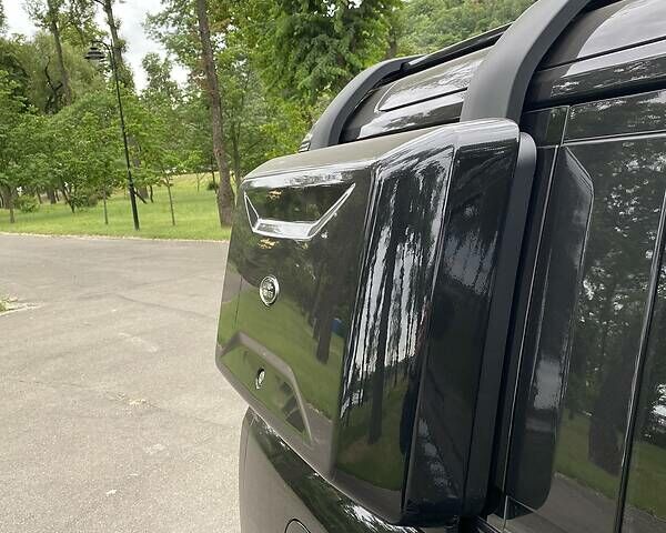 Черный Ленд Ровер Дефендер, объемом двигателя 3 л и пробегом 21 тыс. км за 84000 $, фото 27 на Automoto.ua