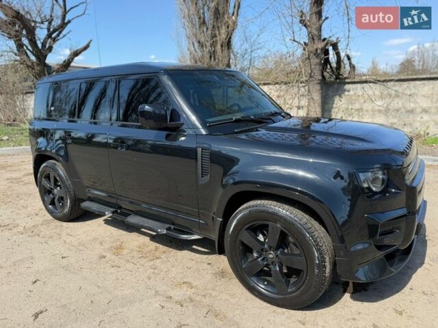 Чорний Ленд Ровер Дефендер, об'ємом двигуна 2 л та пробігом 92 тис. км за 54500 $, фото 17 на Automoto.ua