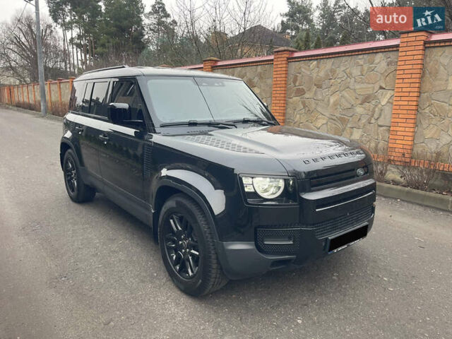 Черный Ленд Ровер Дефендер, объемом двигателя 2 л и пробегом 106 тыс. км за 57000 $, фото 1 на Automoto.ua