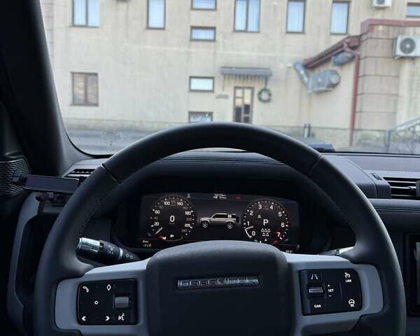 Черный Ленд Ровер Дефендер, объемом двигателя 3 л и пробегом 102 тыс. км за 88500 $, фото 28 на Automoto.ua