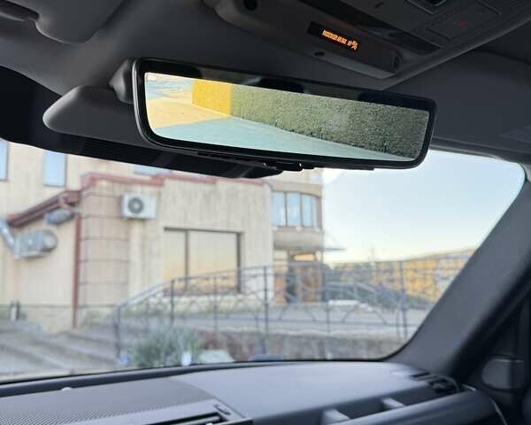 Черный Ленд Ровер Дефендер, объемом двигателя 3 л и пробегом 102 тыс. км за 88500 $, фото 24 на Automoto.ua