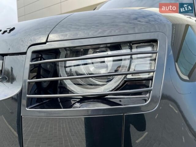 Чорний Ленд Ровер Дефендер, об'ємом двигуна 3 л та пробігом 105 тис. км за 73900 $, фото 37 на Automoto.ua
