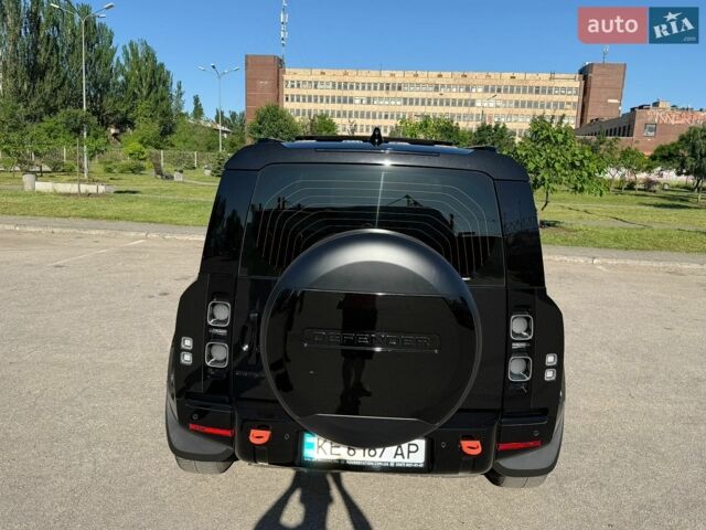 Чорний Ленд Ровер Дефендер, об'ємом двигуна 3 л та пробігом 120 тис. км за 62800 $, фото 2 на Automoto.ua