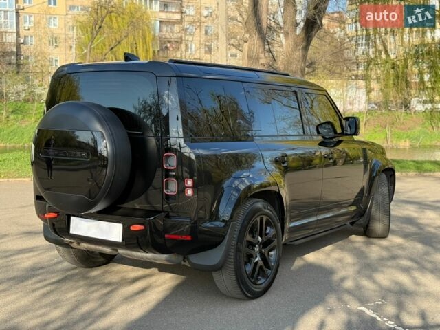 Чорний Ленд Ровер Дефендер, об'ємом двигуна 3 л та пробігом 128 тис. км за 65000 $, фото 18 на Automoto.ua