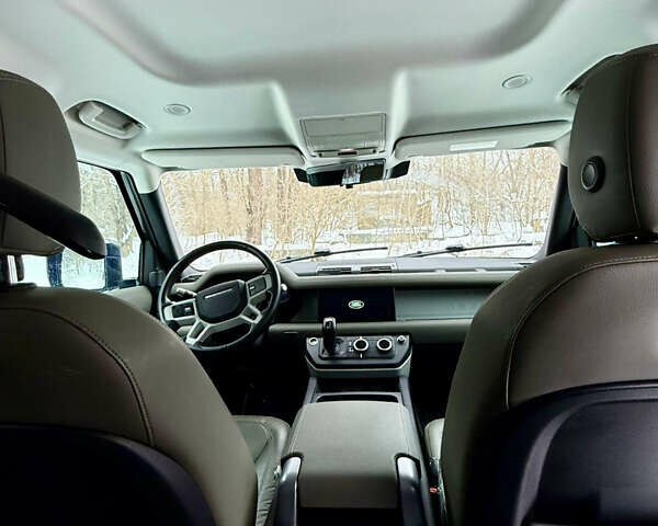 Чорний Ленд Ровер Дефендер, об'ємом двигуна 3 л та пробігом 90 тис. км за 68000 $, фото 16 на Automoto.ua