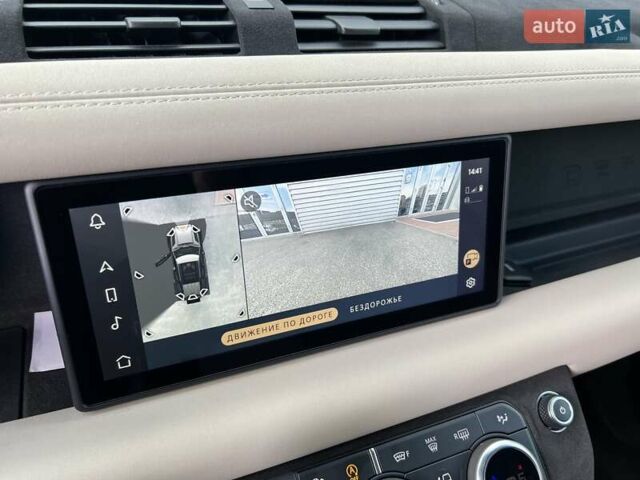 Черный Ленд Ровер Дефендер, объемом двигателя 3 л и пробегом 115 тыс. км за 65900 $, фото 39 на Automoto.ua