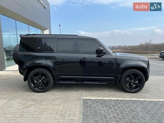 Чорний Ленд Ровер Дефендер, об'ємом двигуна 3 л та пробігом 105 тис. км за 73900 $, фото 7 на Automoto.ua