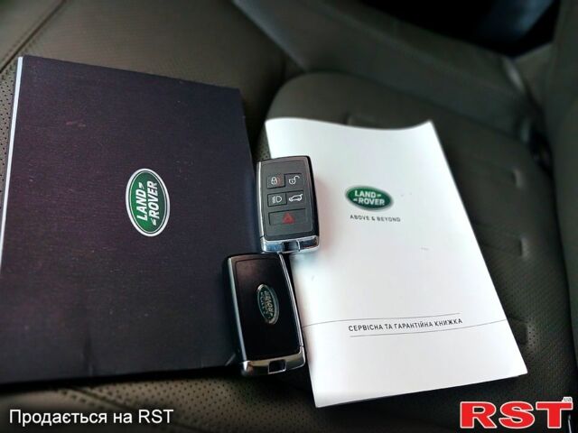 Черный Ленд Ровер Дефендер, объемом двигателя 3 л и пробегом 99 тыс. км за 62500 $, фото 10 на Automoto.ua