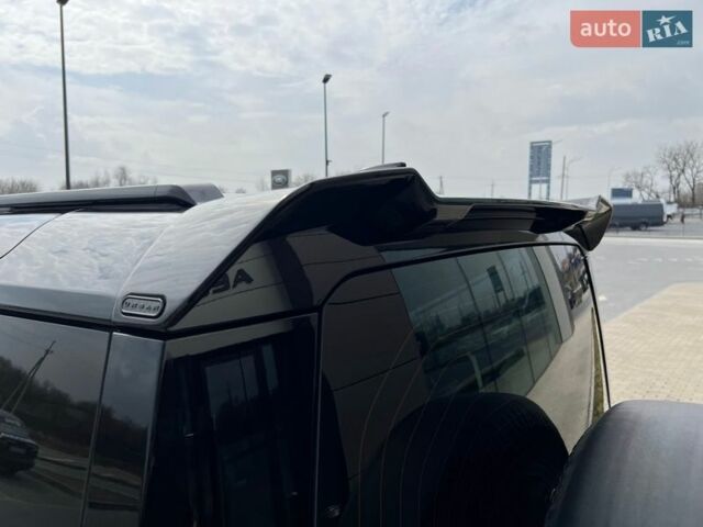 Чорний Ленд Ровер Дефендер, об'ємом двигуна 3 л та пробігом 105 тис. км за 73900 $, фото 41 на Automoto.ua