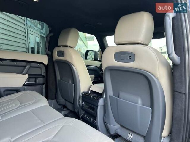 Ленд Ровер Дефендер 2021 в Киеве на Automoto.ua Черный Ленд Ровер Дефендер, объемом двигателя 3 л и пробегом 111 тыс. км за 67500 $, фото 26 на Automoto.ua