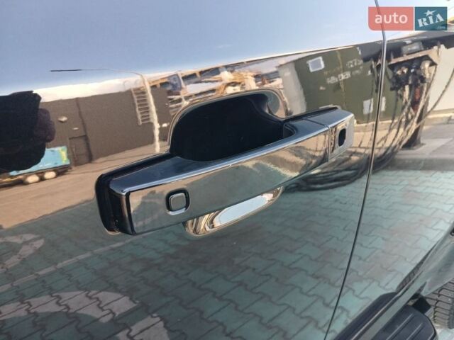 Чорний Ленд Ровер Дефендер, об'ємом двигуна 3 л та пробігом 99 тис. км за 59800 $, фото 7 на Automoto.ua