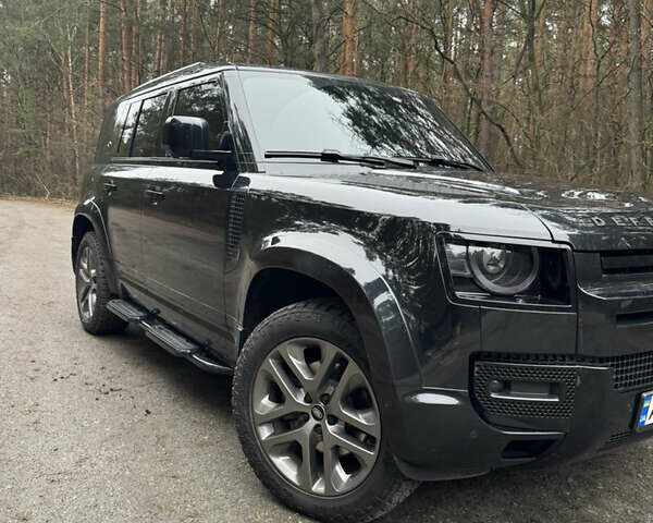 Черный Ленд Ровер Дефендер, объемом двигателя 3 л и пробегом 100 тыс. км за 65000 $, фото 2 на Automoto.ua