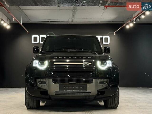 Черный Ленд Ровер Дефендер, объемом двигателя 3 л и пробегом 39 тыс. км за 82900 $, фото 1 на Automoto.ua