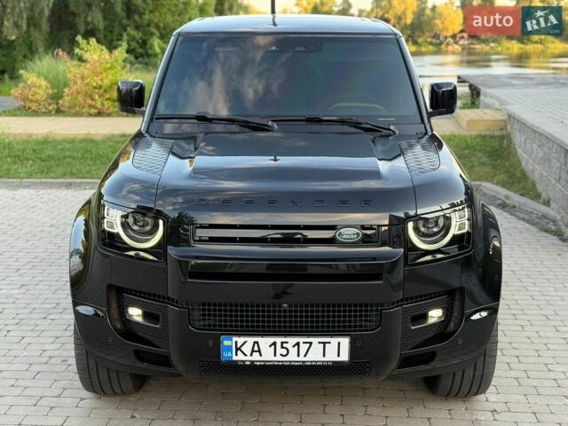 Чорний Ленд Ровер Дефендер, об'ємом двигуна 5 л та пробігом 109 тис. км за 102000 $, фото 30 на Automoto.ua