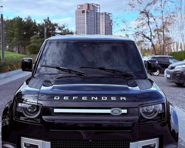 Черный Ленд Ровер Дефендер, объемом двигателя 3 л и пробегом 70 тыс. км за 75000 $, фото 2 на Automoto.ua
