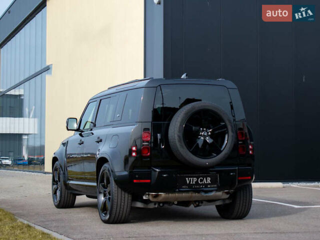 Черный Ленд Ровер Дефендер, объемом двигателя 3 л и пробегом 25 тыс. км за 99999 $, фото 4 на Automoto.ua